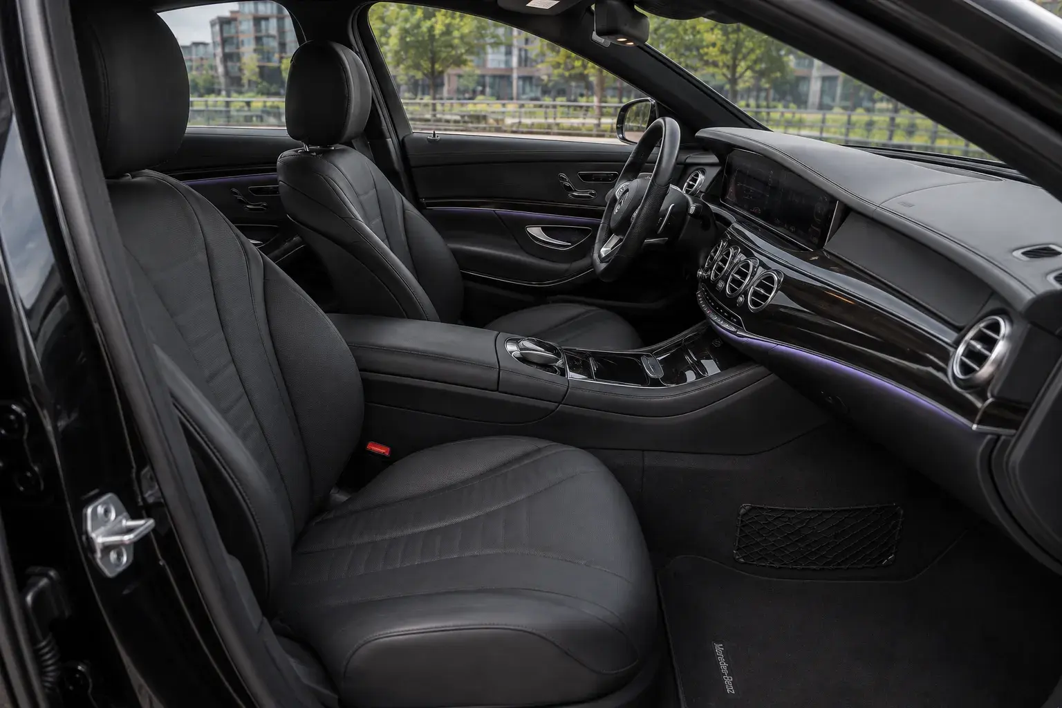 Front cabin of the Mercedes-Benz S550, twin displays and Mercedes-Benz floor mats
